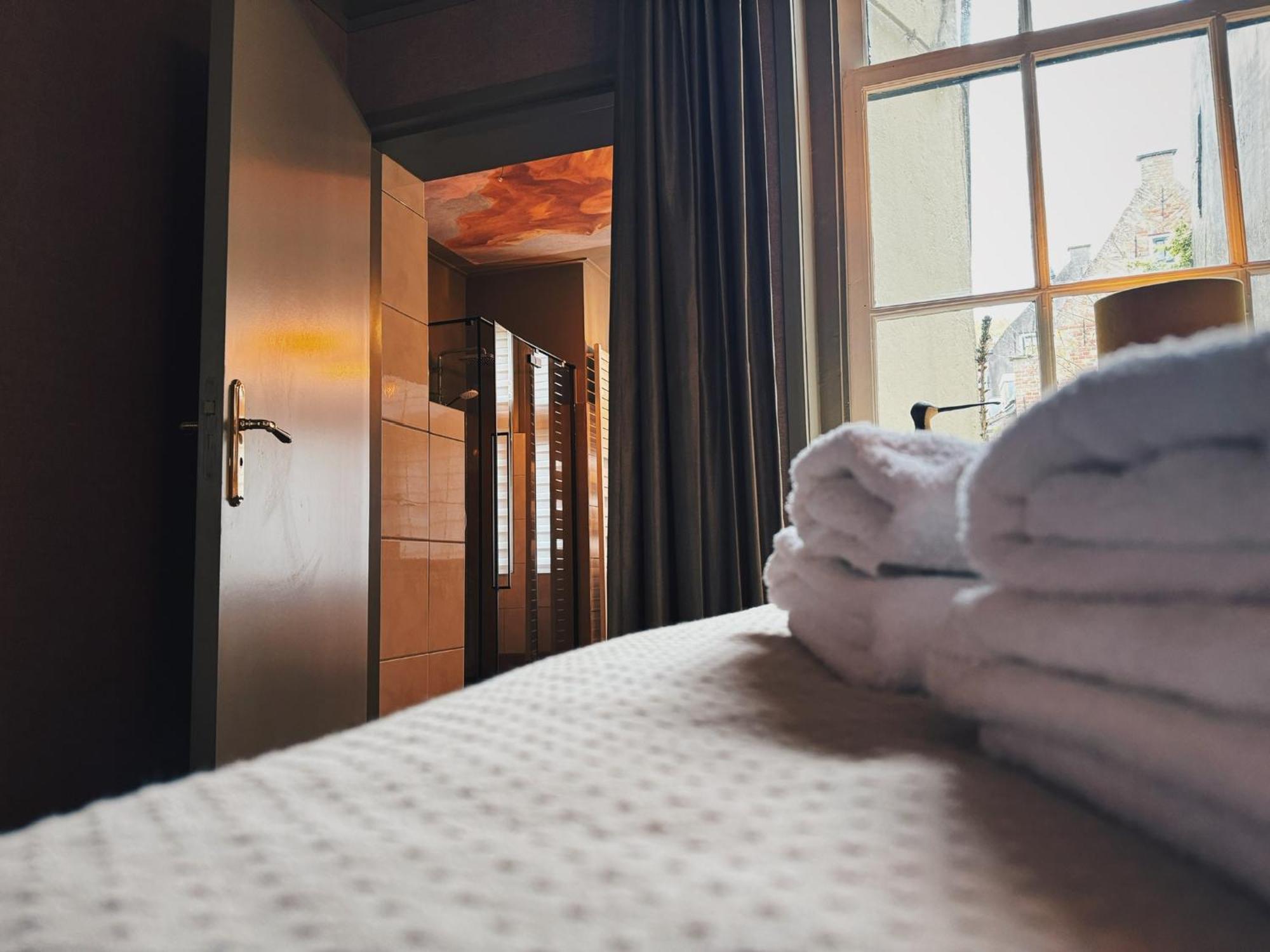Boutique Hotel Bajoene Middelburg Oda fotoğraf